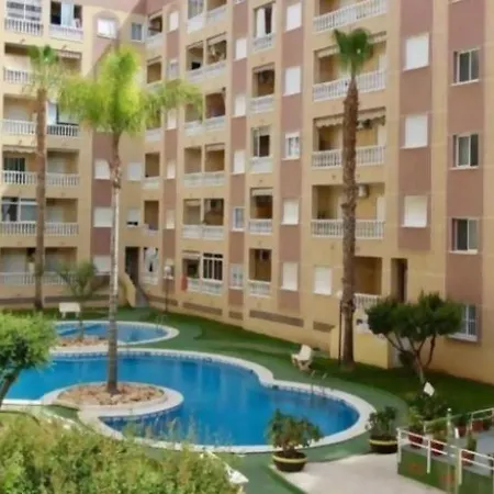 Pink Royal - Winter By The Sea